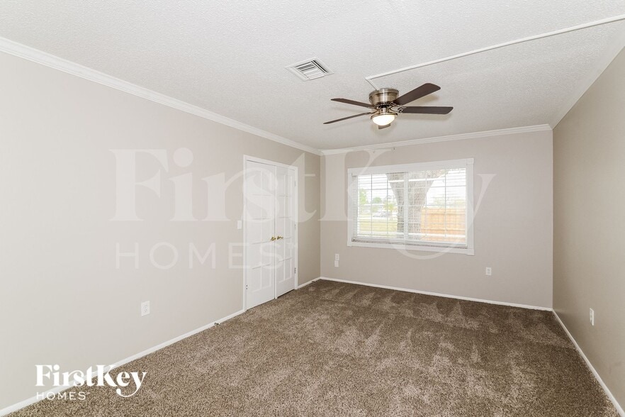 Building Photo - 20340 Gentry Ave