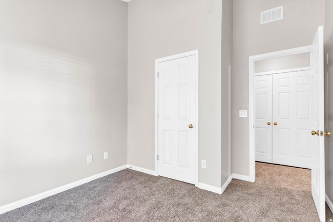 Building Photo - 5313 Paramount View Way NE
