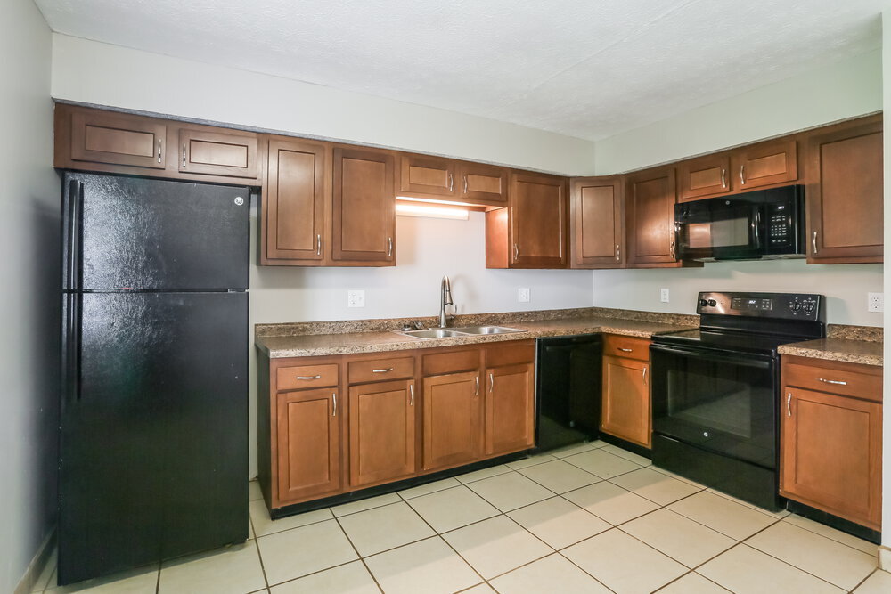 Building Photo - 6615 Cedar Ct