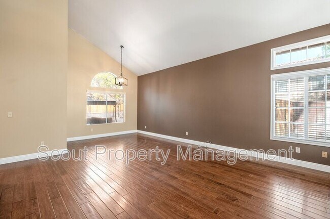 Building Photo - 24576 Jacarte Dr