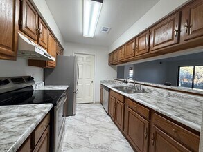 Building Photo - Perfect Package of Amenities