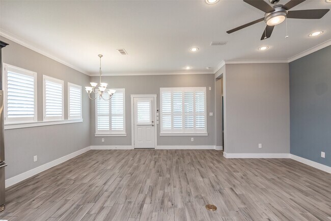 Building Photo - 18506 Gunda Heights Dr