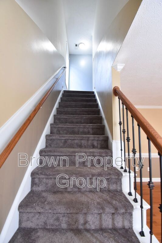 Building Photo - 193 Wind Brook Ct