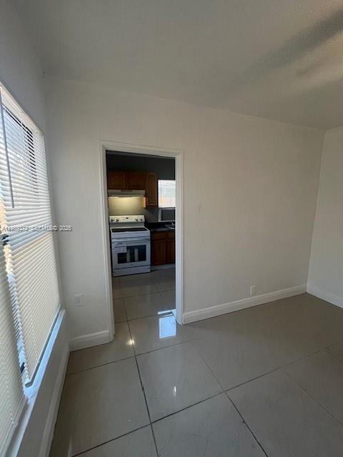 Building Photo - 2475 NE 184th Terrace