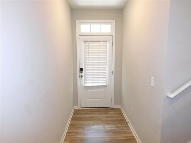 Building Photo - 418 Bannon Way