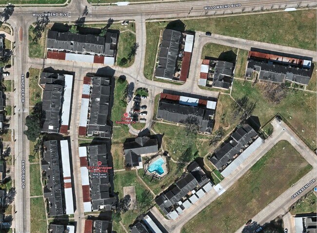 Building Photo - 10721 Sandpiper Dr