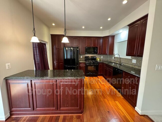 Building Photo - 14004 Madrigal Dr