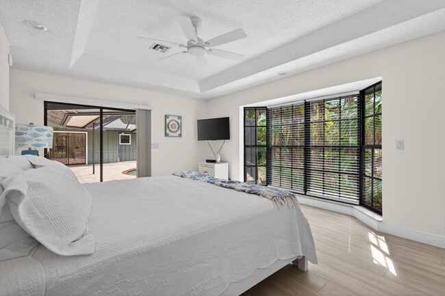 Building Photo - 8166 155th Pl N