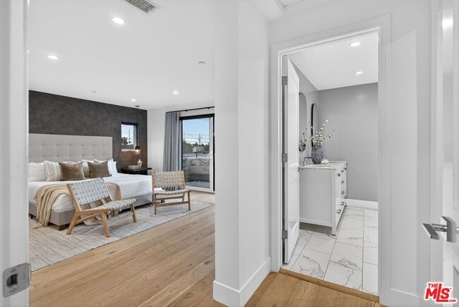 Building Photo - 9036 W 24th St