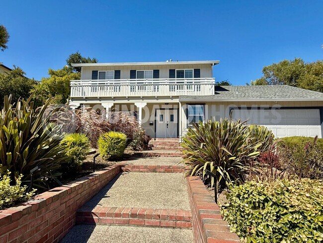 Primary Photo - Stylish 3BD/2.5BA in San Marin with Dreamy...