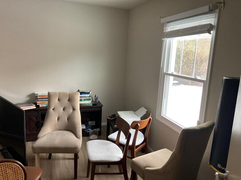 Building Photo - 3804 Charred Oak Dr