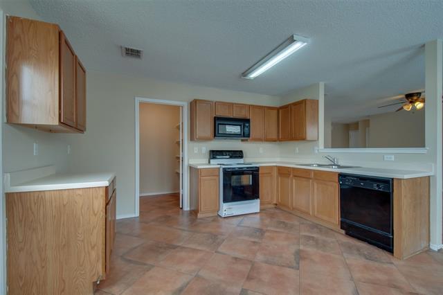 Building Photo - 3833 Foxhound Ln