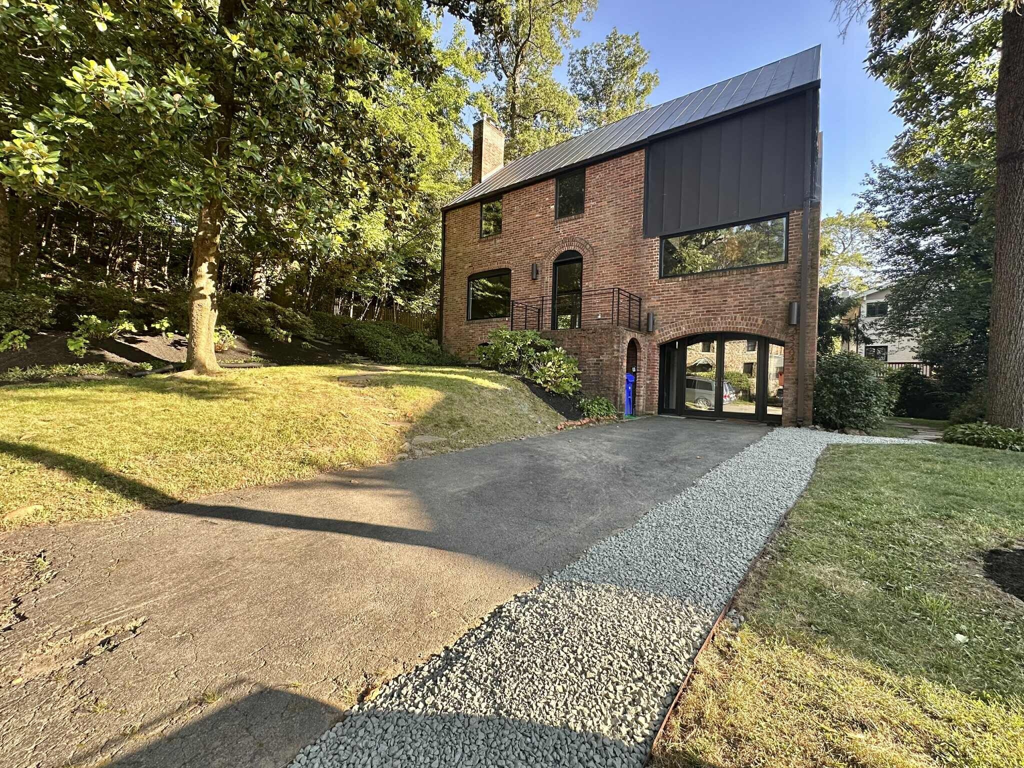 Building Photo - 3202 19th Rd N