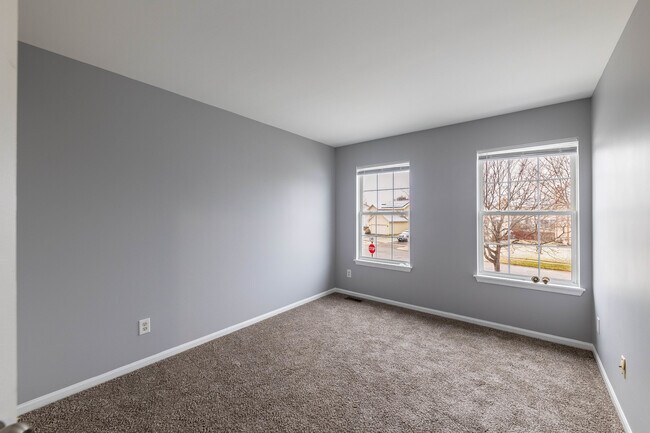Building Photo - 438 Rachel Cir