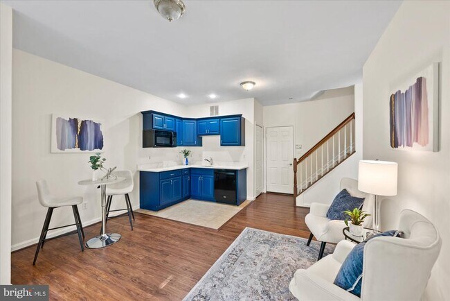 Building Photo - 13438 Burrough Farm Dr