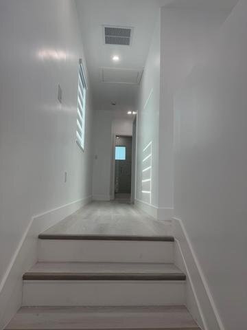 Building Photo - 501 El Prado