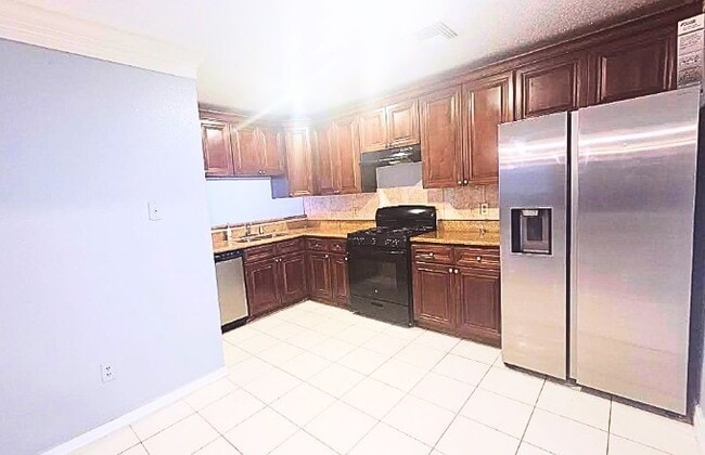 Building Photo - 10919 Pigeonwood Dr