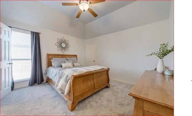 Building Photo - 3424 Dillon Ct