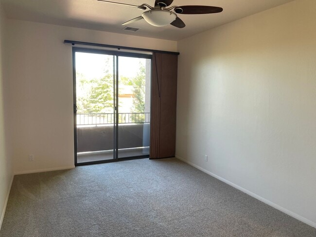 Building Photo - West Sedona Townhome