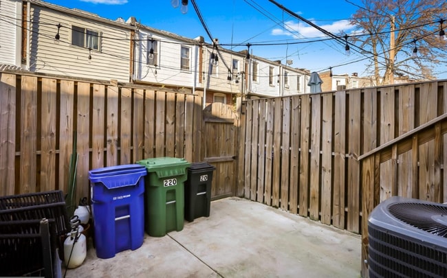 Building Photo - PERFECT FOR STUDENTS!  Jewel of a home in Remington - new renovation