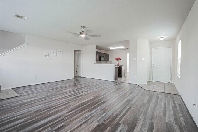 Building Photo - 3050 Thicket Path Way