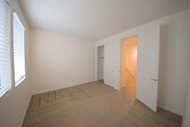 Building Photo - 5590 El Dorado Ln