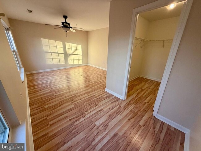 Building Photo - 540 Bridgeport Pl