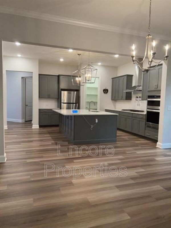 Building Photo - 1004 Bravura Dr
