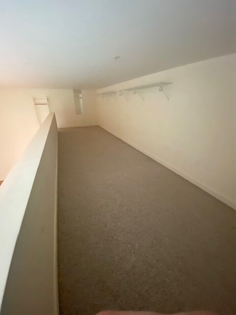 Building Photo - 80 Vine St