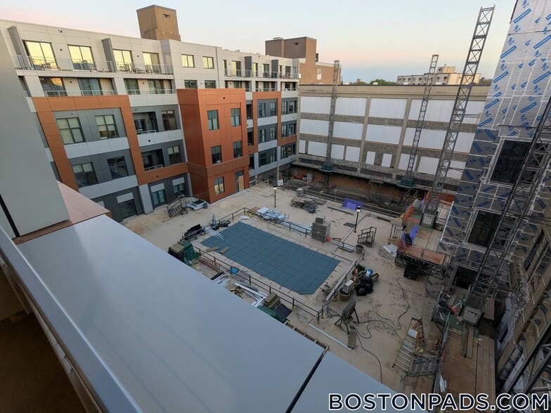 Building Photo - 1079 Commonwealth Ave