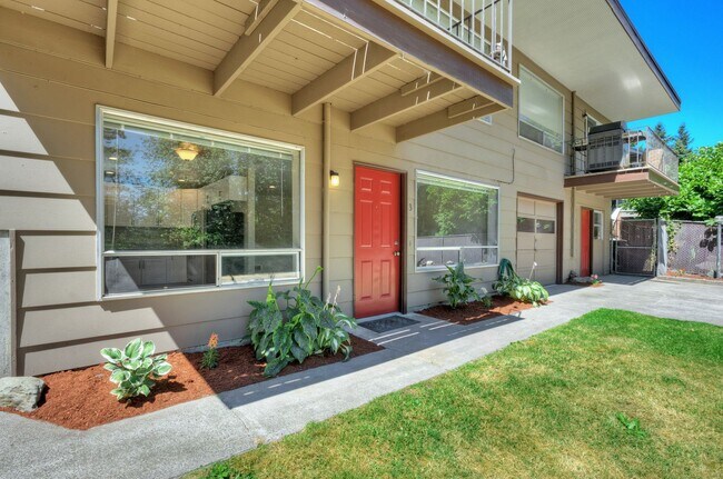 Building Photo - 15532 27th Ave NE