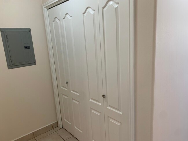 Building Photo - 1752 Tiara Trail