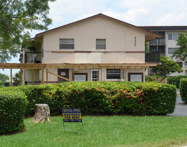 Crystal Pines 4255 Crystal Lakes Dr Deerfield Beach FL 33064 Apartment Finder