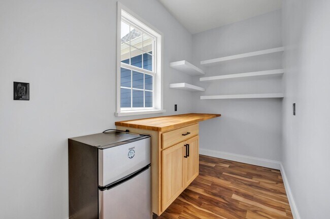 Building Photo - 3314 Mariana Oaks Dr