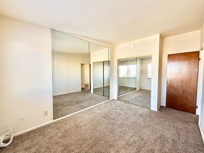 Building Photo - 316 Ocean Dr