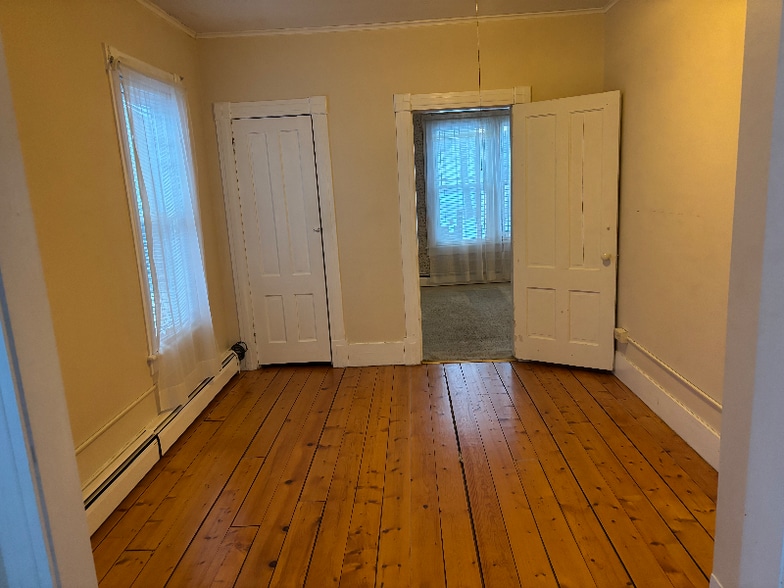 Building Photo - 46 Court St