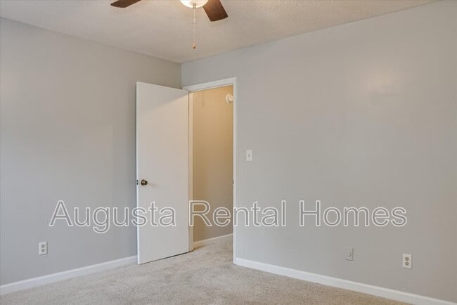 Building Photo - 3081 Parrish Rd