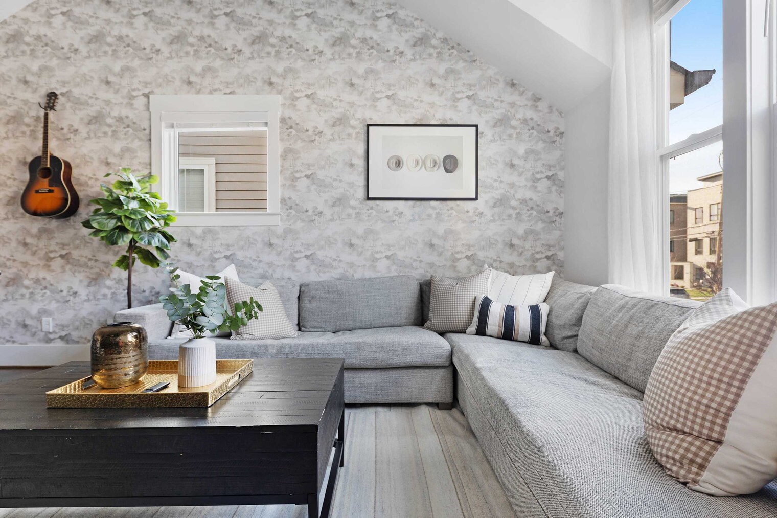 Building Photo - 1701 Neal Terrace