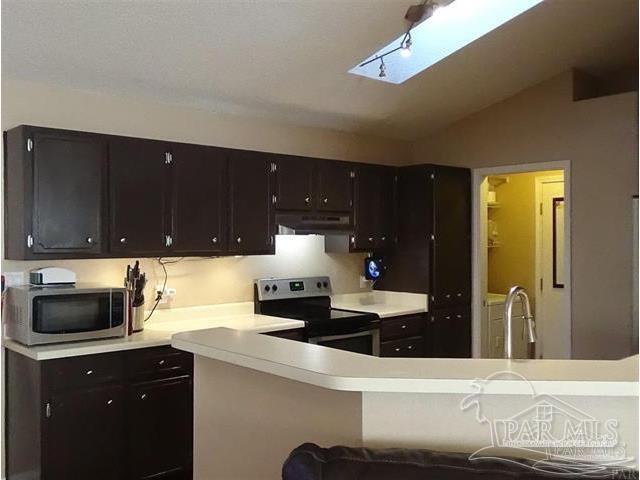 Building Photo - 2060 Cambridge Cir