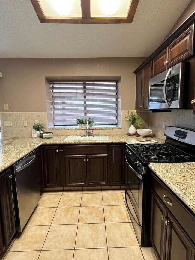 Building Photo - 3 Bedroom Home Coming Soon!