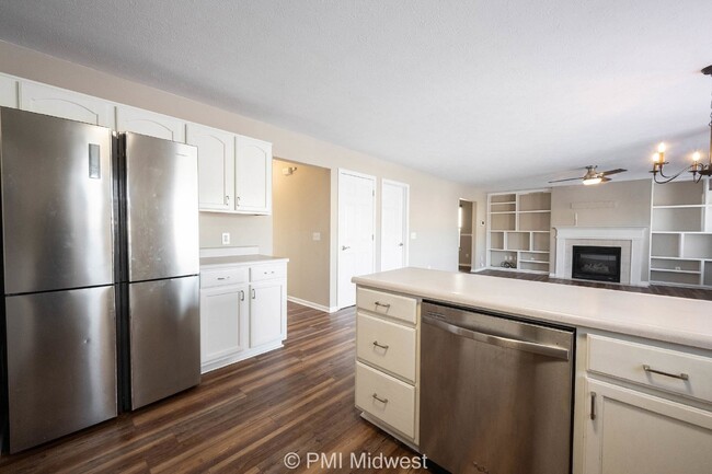 Building Photo - "Spacious 4-Bedroom Gem with Finished Base...