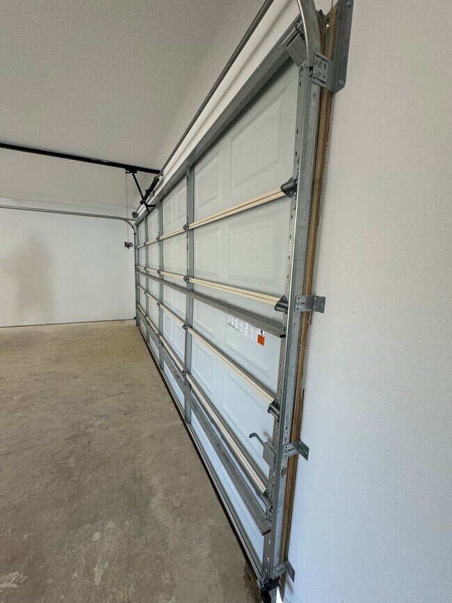 Building Photo - Beautiful modern Townhome in Peaster ISD NO Water Bill -  Fenced Yard - GATED: Spring Move in Spe...