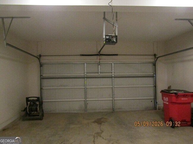 Building Photo - 2811 Weatherstone Cir SE