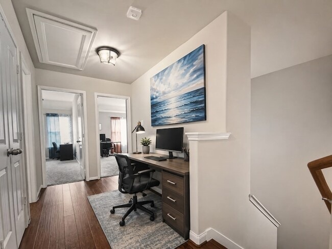Building Photo - 12911 Taper Reach Dr