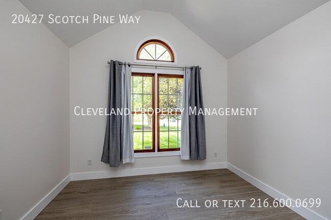 Building Photo - 20427 Scotch Pine Way