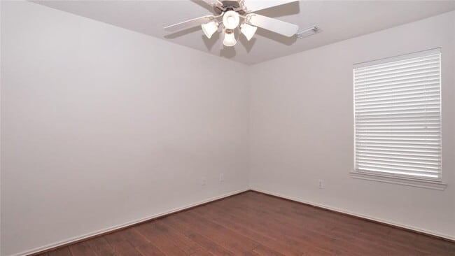 Building Photo - 5014 Moss Garden Ln
