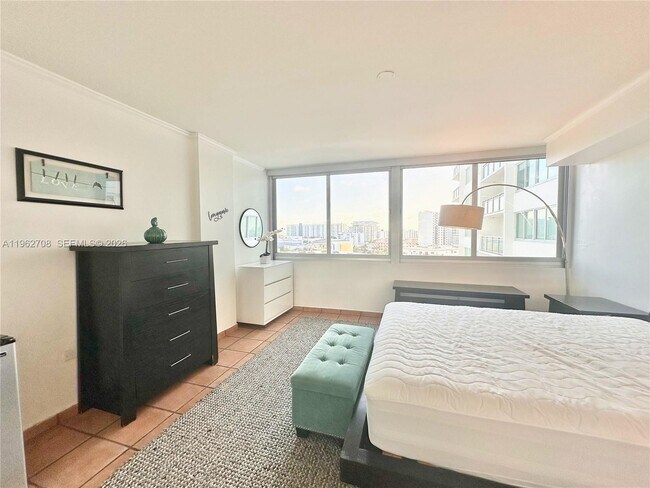 Building Photo - 7135 Collins Ave