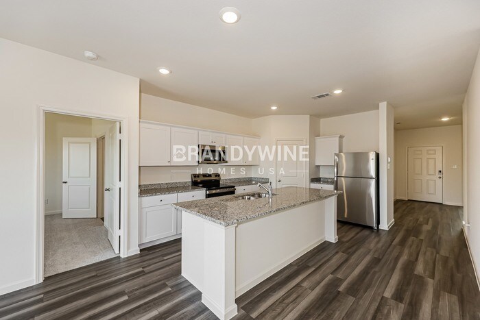 Building Photo - 8352 Sniptoe Dr