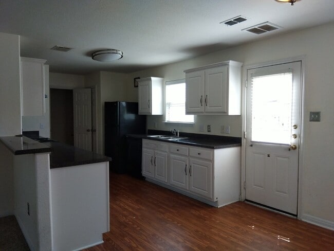 Building Photo - *COMING SOON* Bright & Beautiful Two-Story Home in Canyon Crossing with Fenced Backyard!