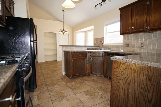 Building Photo - 2045 Pueblo Nuevo Cir